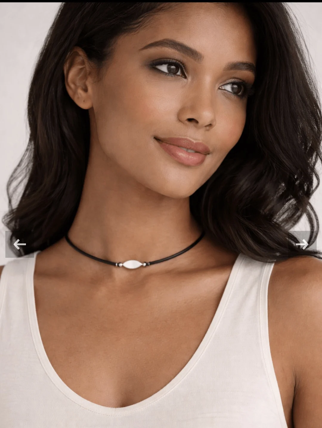 Chunky Gold-Colour Heart Cord Necklace – alternate view